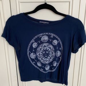 Super cute brandy Melville crop top